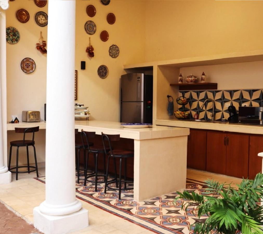 Hotel & Hostal Boutique Casa Garza Mérida Exteriör bild