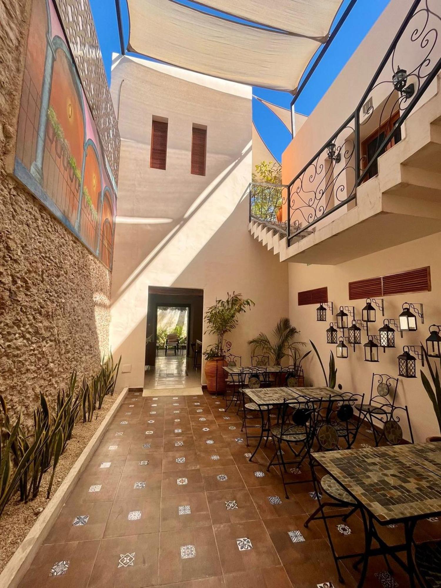 Hotel & Hostal Boutique Casa Garza Mérida Exteriör bild