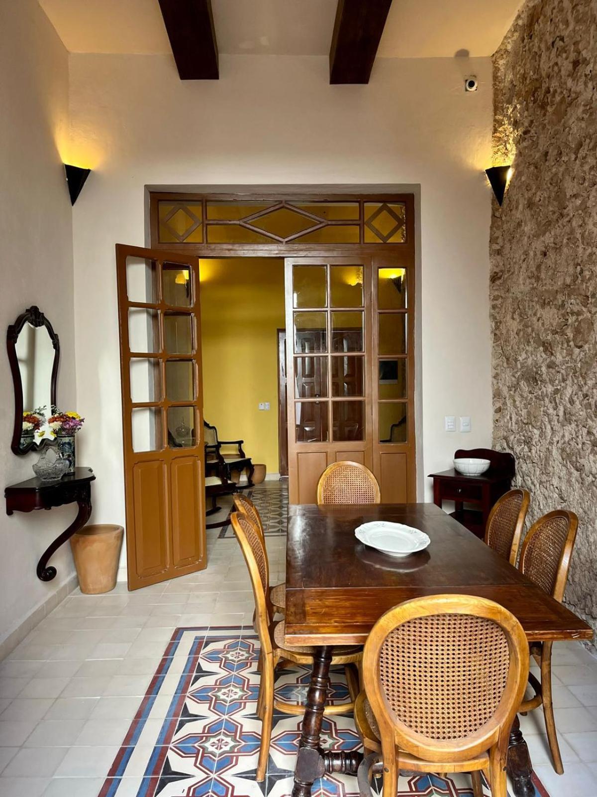 Hotel & Hostal Boutique Casa Garza Mérida Exteriör bild