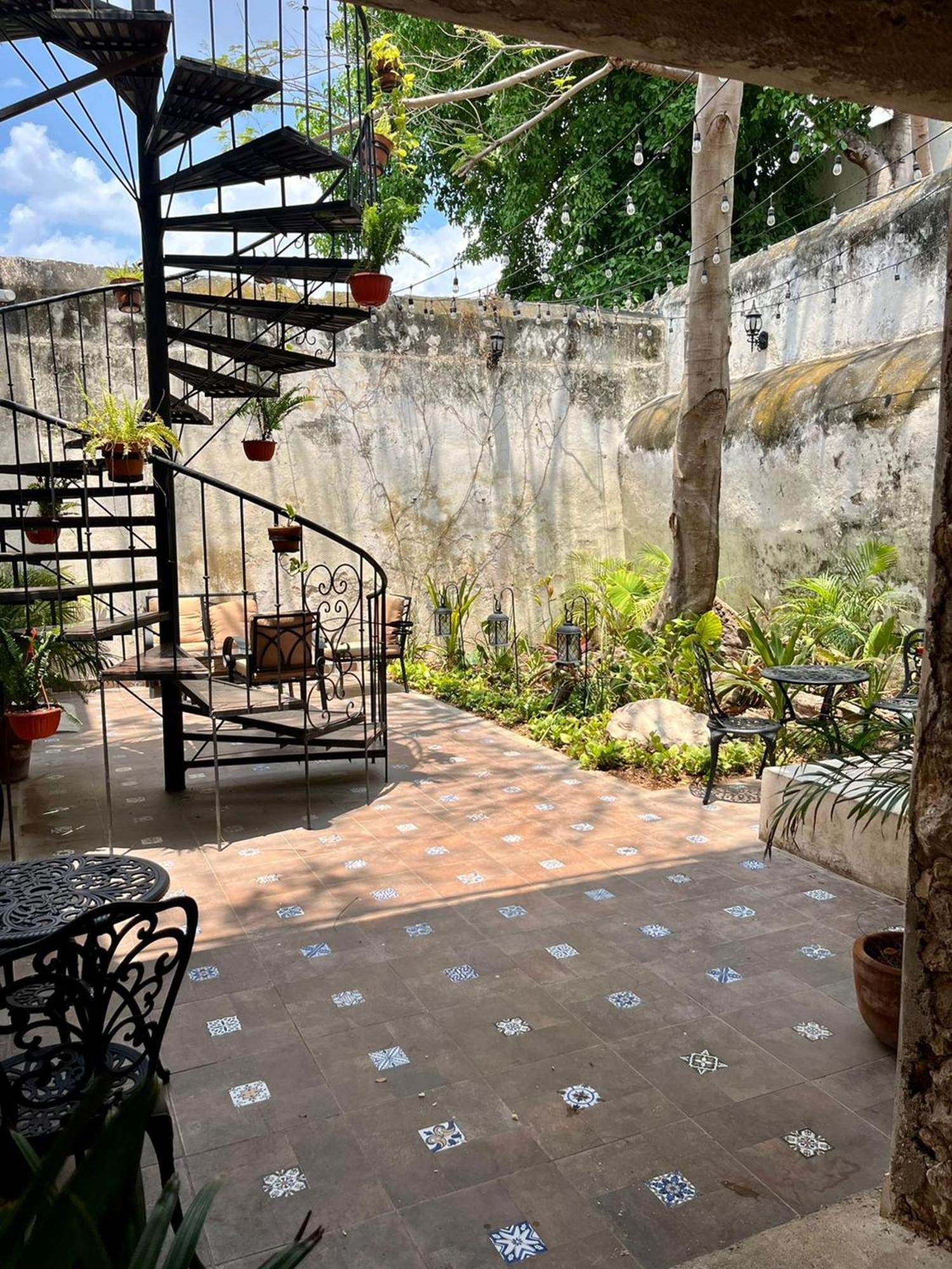 Hotel & Hostal Boutique Casa Garza Mérida Exteriör bild