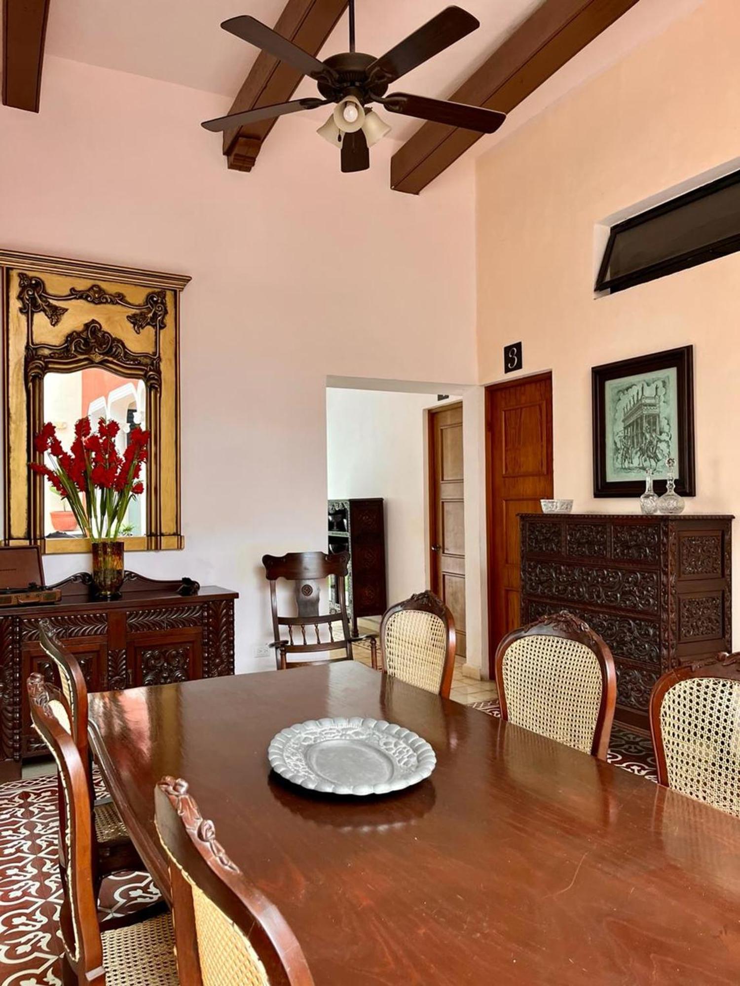 Hotel & Hostal Boutique Casa Garza Mérida Exteriör bild