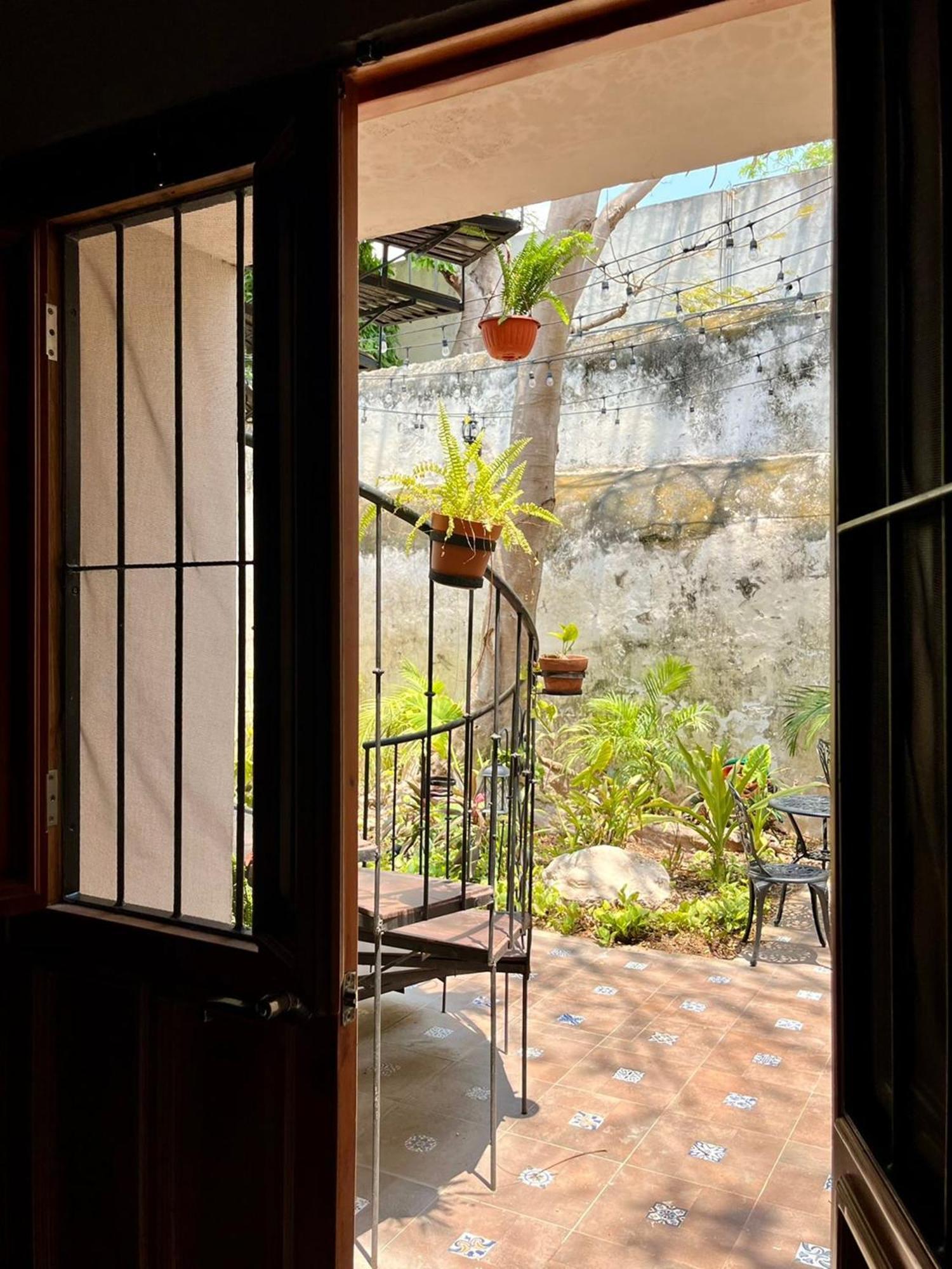 Hotel & Hostal Boutique Casa Garza Mérida Exteriör bild